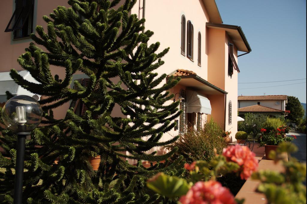 Affittacamere Villa Delia Lucca Kültér fotó