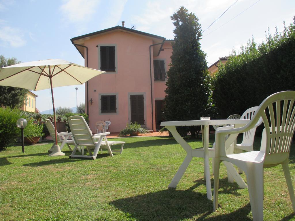 Affittacamere Villa Delia Lucca Kültér fotó