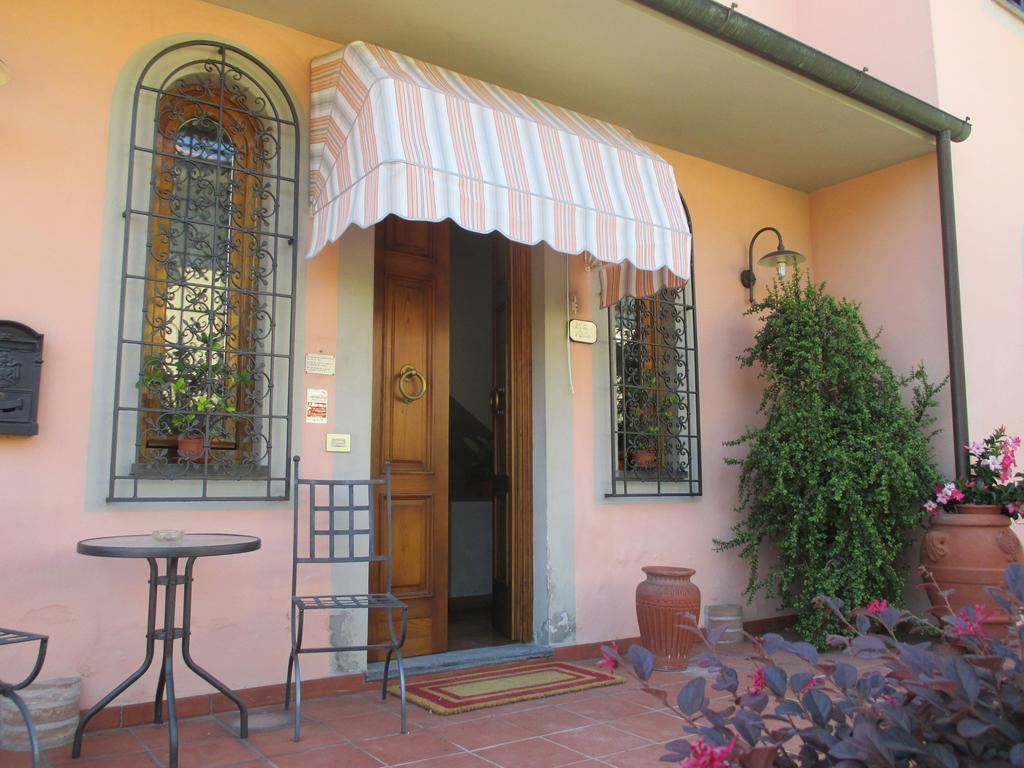 Affittacamere Villa Delia Lucca Kültér fotó